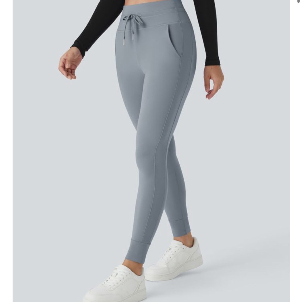 HALARA Women's Sleek Gray Leggings